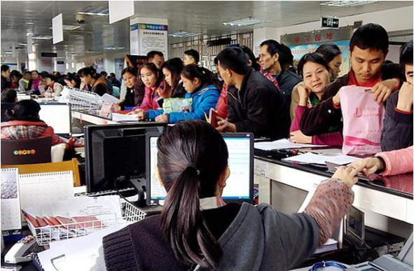 临夏公积金离职封存后还可以提取出来吗？需要收费吗？